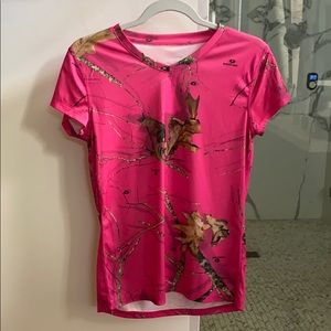Mossy Oak pink camo shirt- Medium